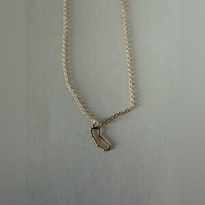 Kris Nations California charm & chain Necklace